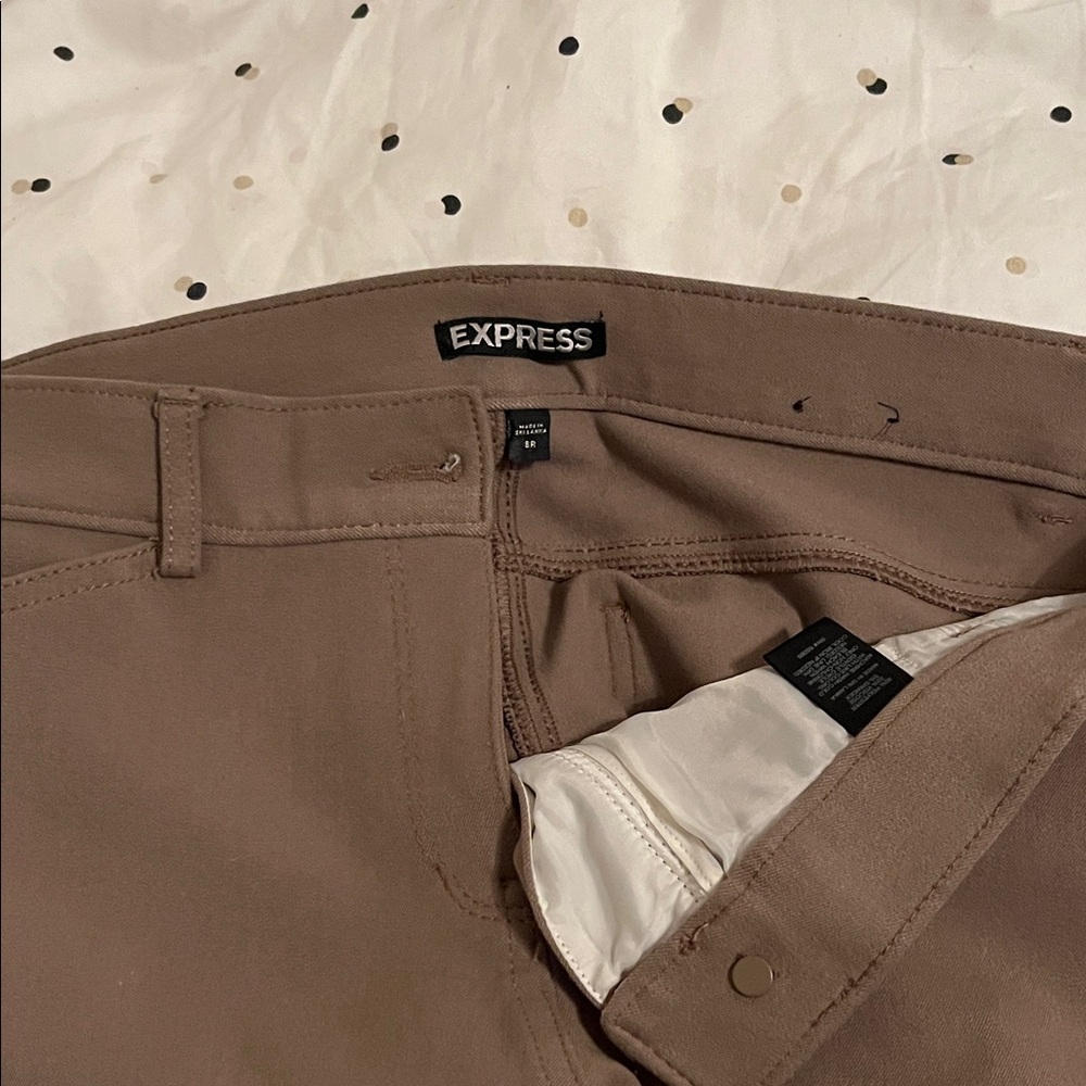 Express Women's Tan and black stretch pants/dress pants - Picture 3 of 9